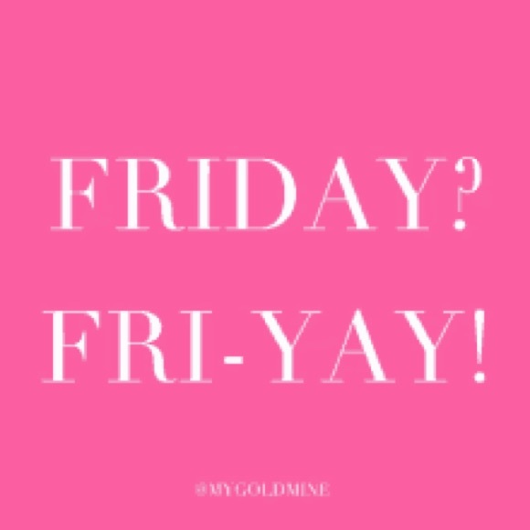 Like❤️to BOOKMARK my closet! - Picture 10 of 12